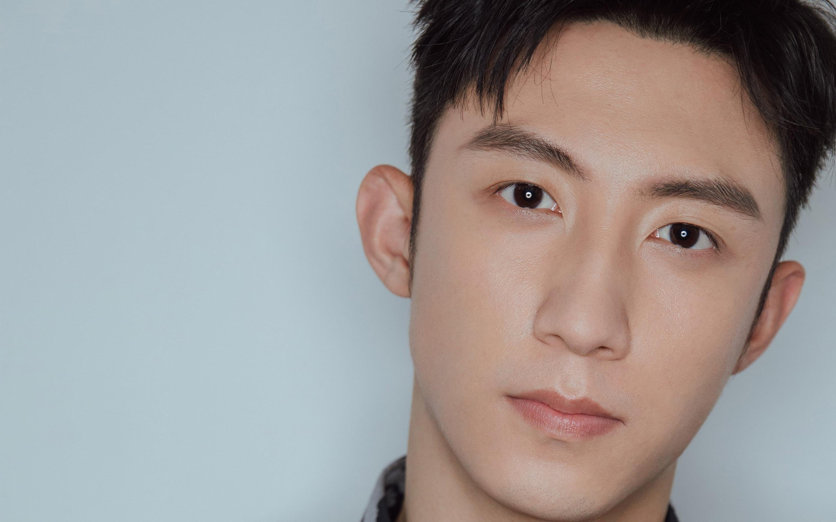 曼联锋线默契十足，红魔军团冲击前四，曼联红魔图片