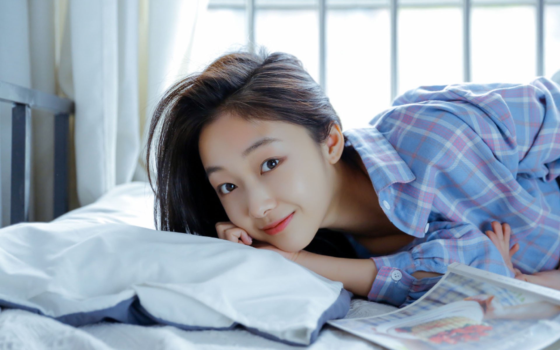 比赛中发生裁判失误争议,广播现场热议,比赛过程中当裁判员发现误判时只能在什么时间更改判决